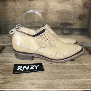 Frye Billy Shootie Ankle Bootie Sunflower